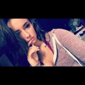 Meet your Posher, Isabella